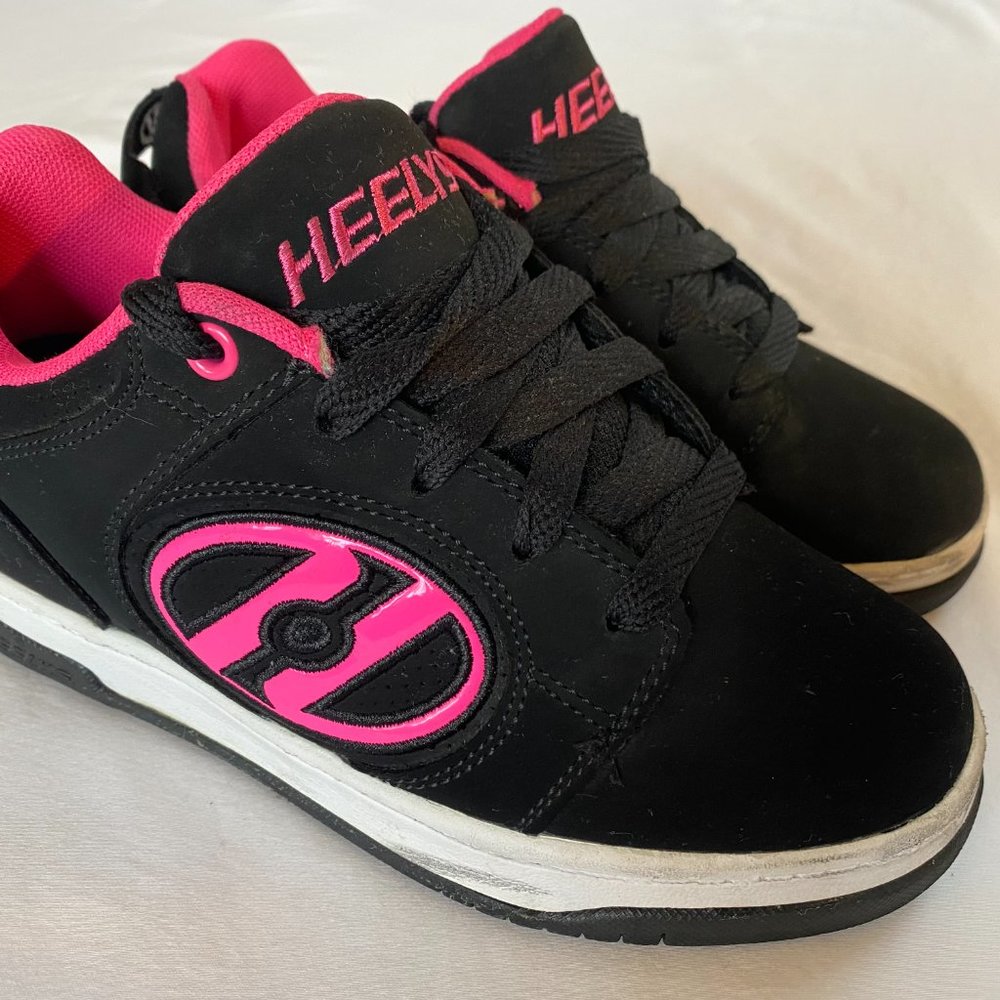 Heelys Skate Shoes - Picture 2 of 8